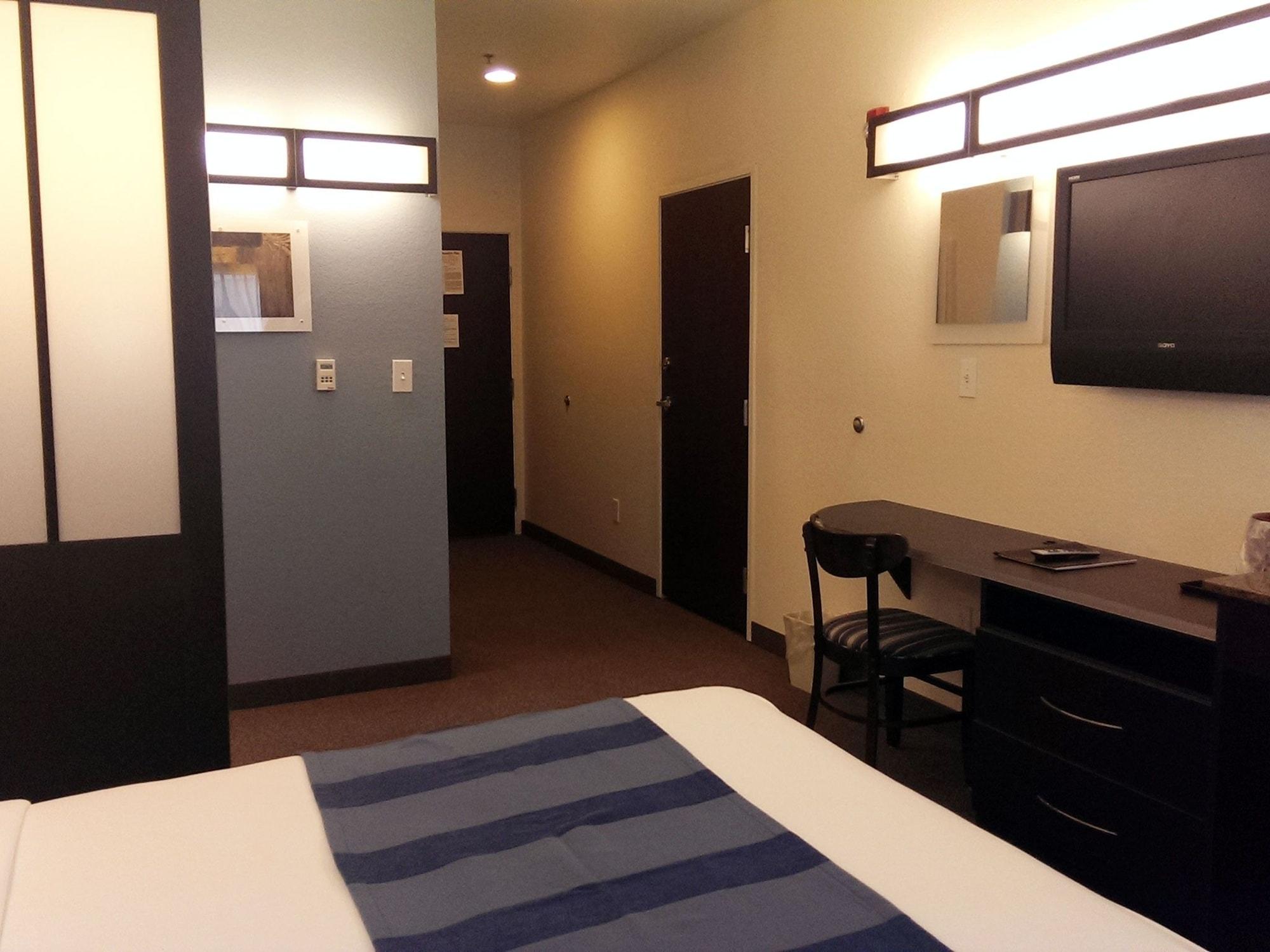 Three Rivers Inn & Suites Port Arthur Esterno foto